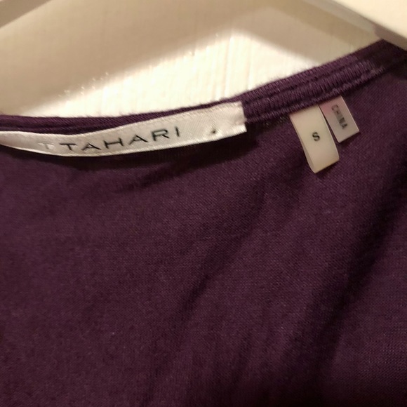 Tahari top. S. NWOT - Picture 2 of 4
